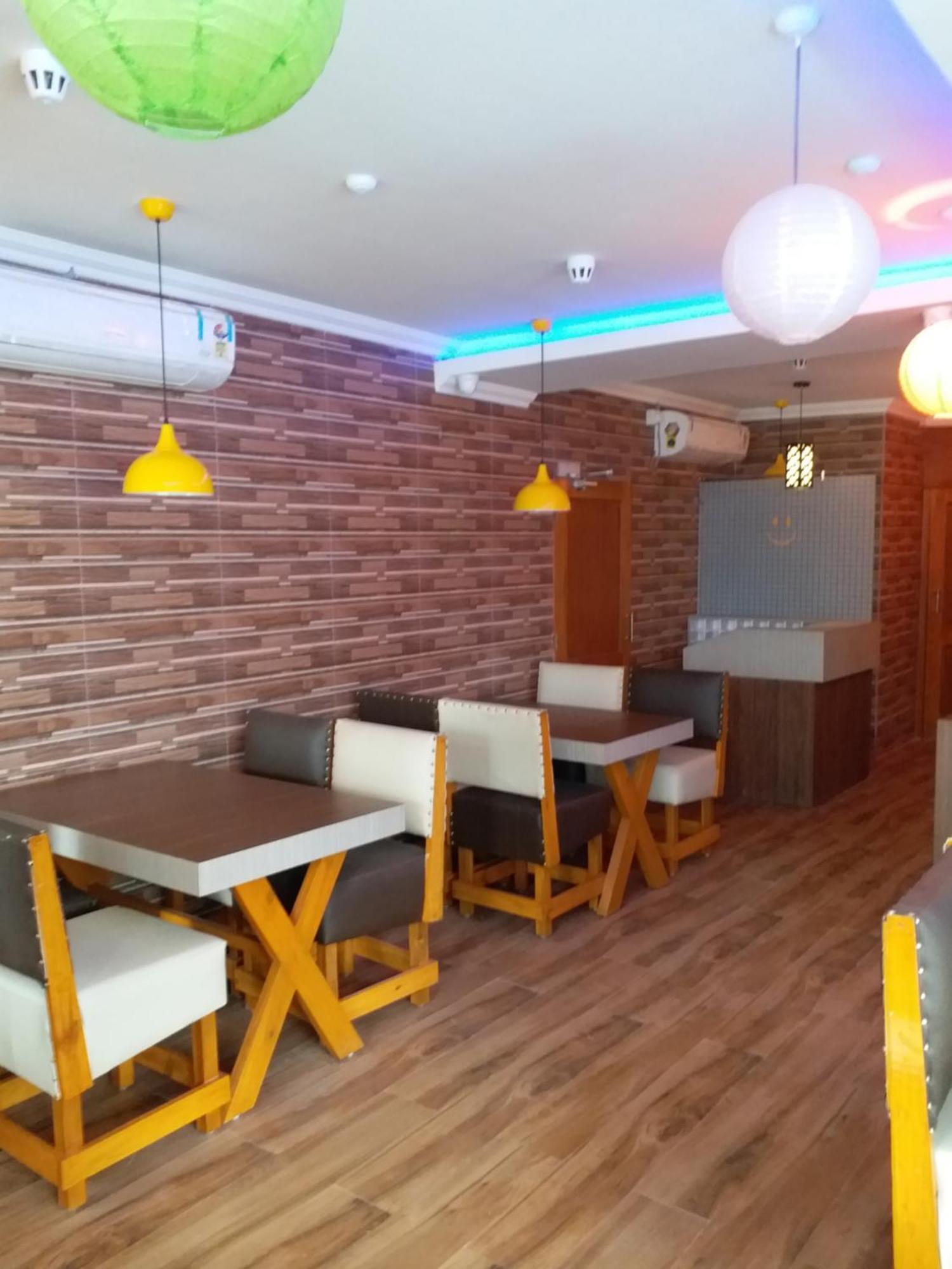 Hotel Mahalaxmi Indo Myanmar Guwahati Buitenkant foto
