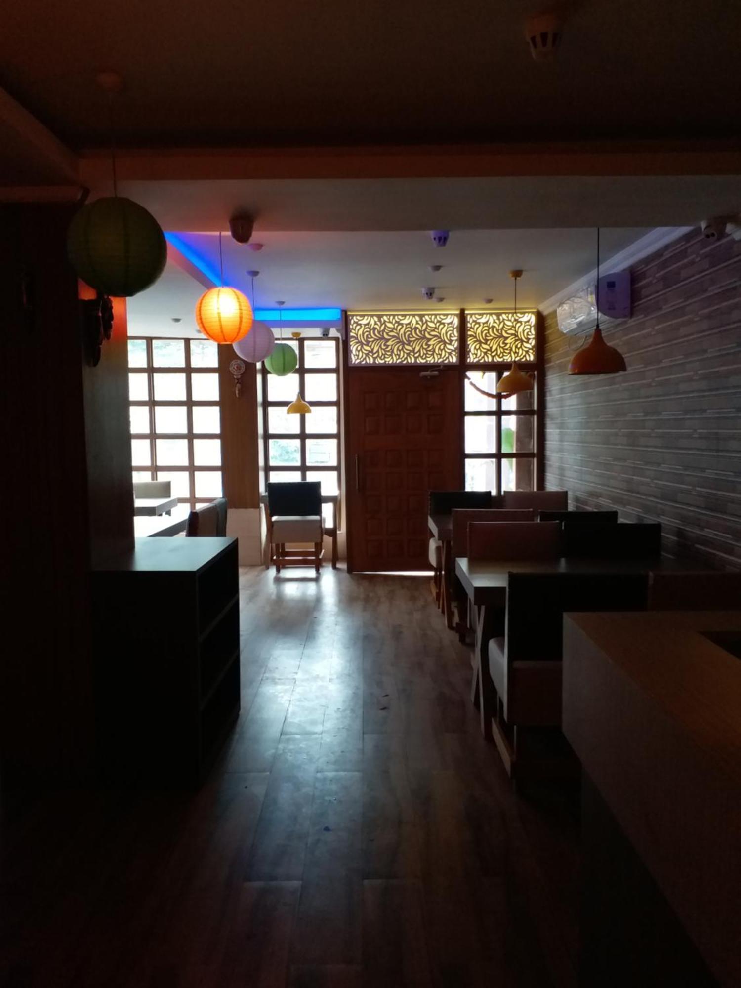 Hotel Mahalaxmi Indo Myanmar Guwahati Buitenkant foto