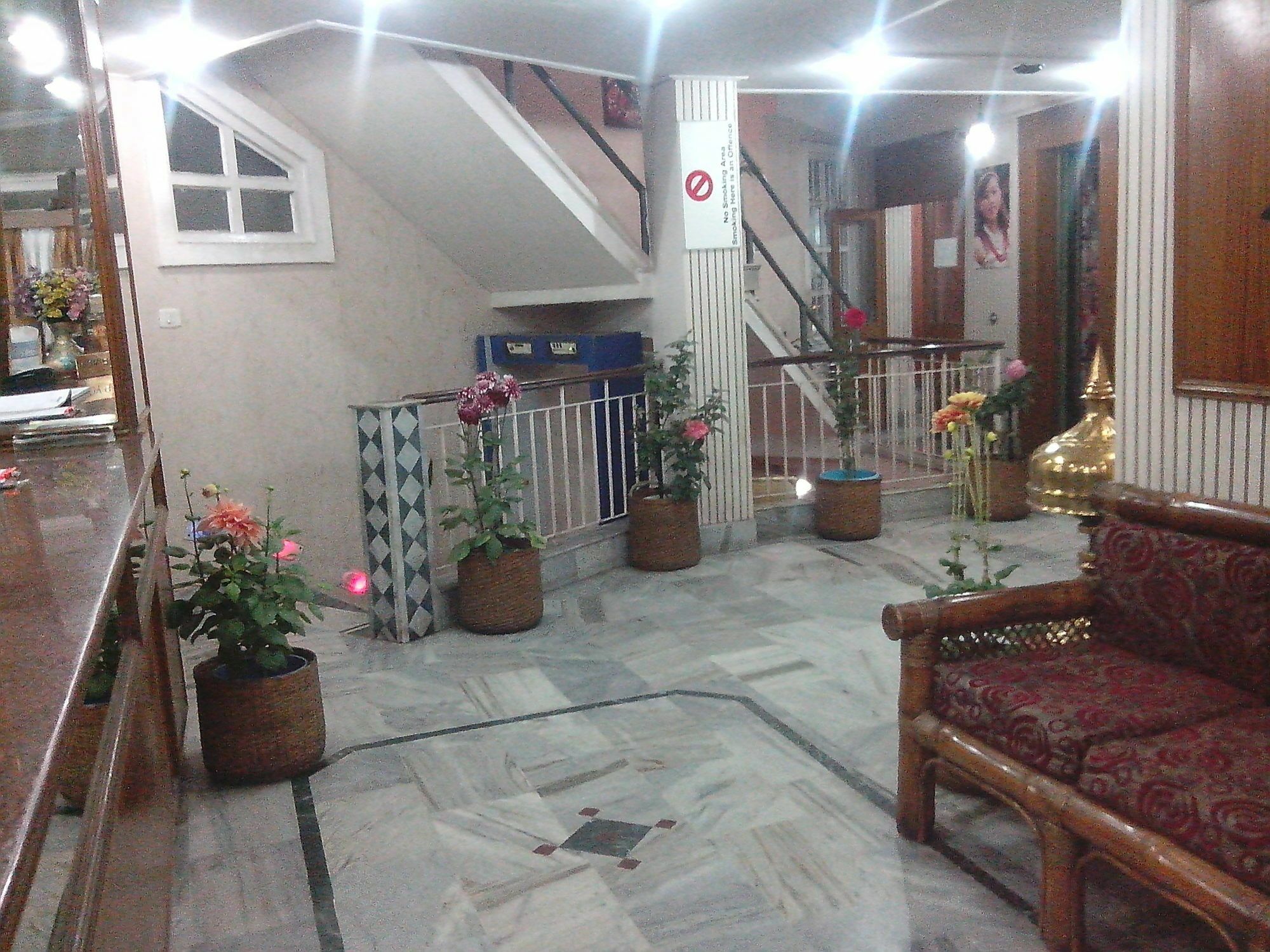Hotel Mahalaxmi Indo Myanmar Guwahati Buitenkant foto